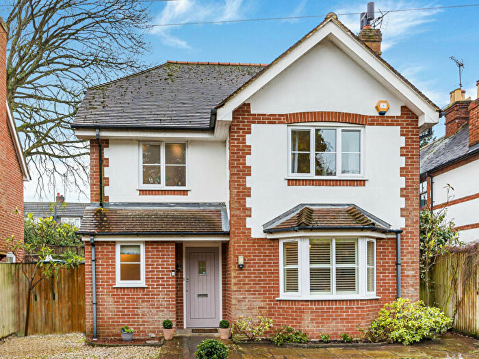 4 Bedroom Detached House For Sale In Shiplake Bottom, Henley-on- Thames, RG9