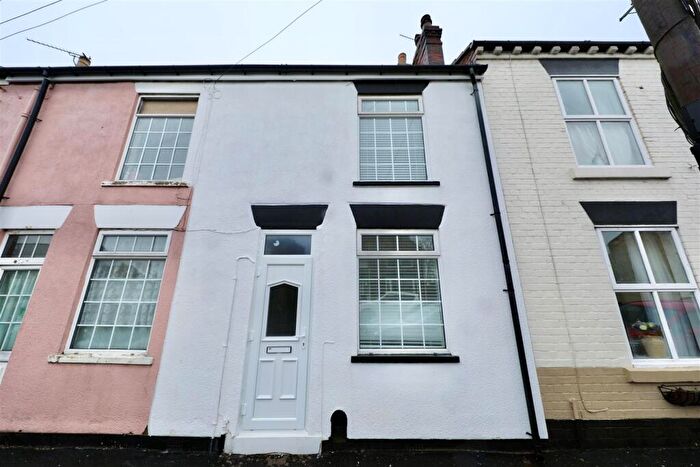 2 Bedroom Terraced House For Sale In Main Street, Paull, Hull, HU12