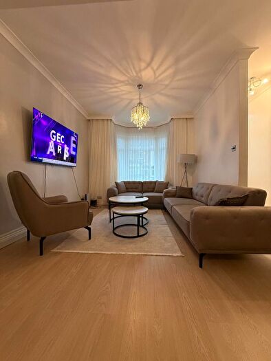 2 Bedroom Terraced House To Rent In Lancaster Road, London, N18