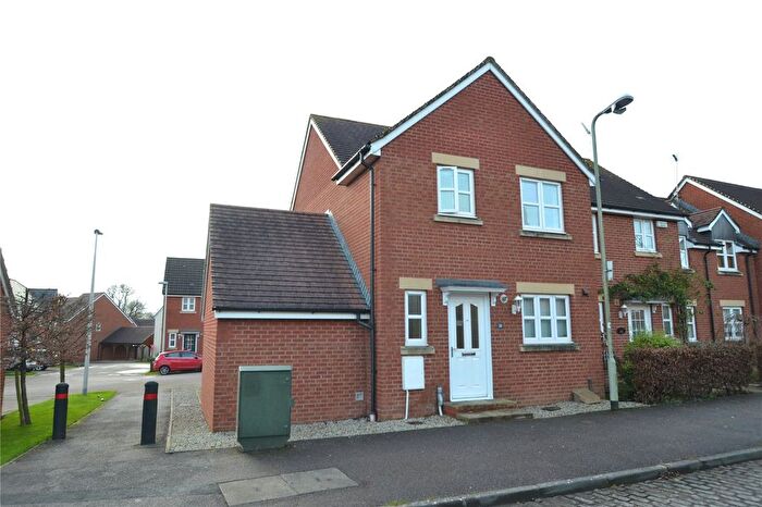 3 Bedroom Semi-Detached House To Rent In Rooks Way, Tiverton, Devon, EX16