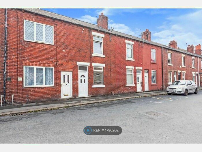 2 Bedroom Terraced House To Rent In Newland Street, Wakefield, WF1