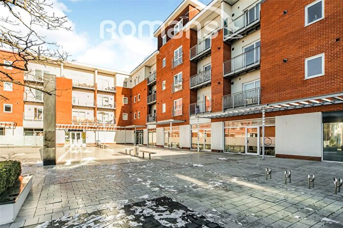 1 Bedroom Flat For Sale In Whale Avenue, Reading, Berkshire, RG2