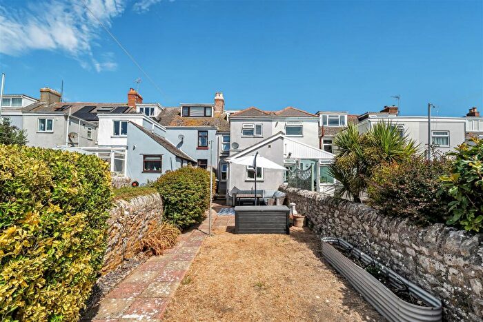 4 Bedroom Terraced House For Sale In Grosvenor Road, Portland, DT5