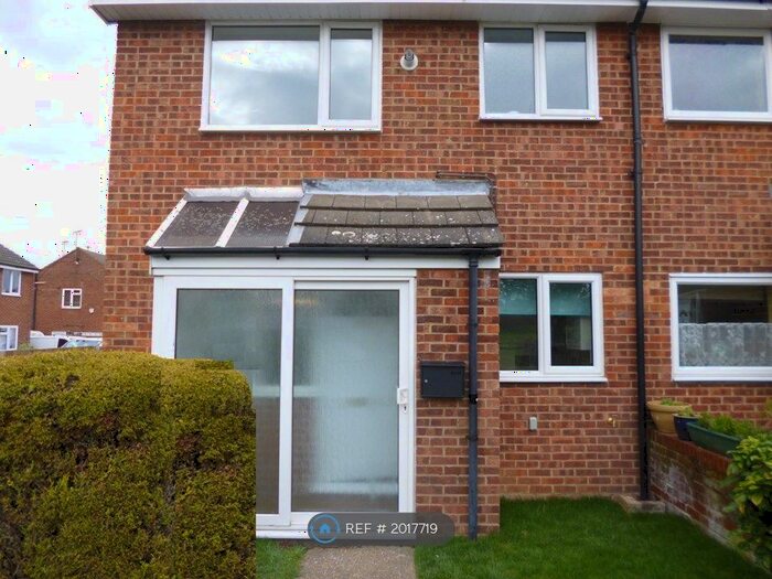 1 Bedroom Terraced House To Rent In Honeysuckle Way, Witham, CM8
