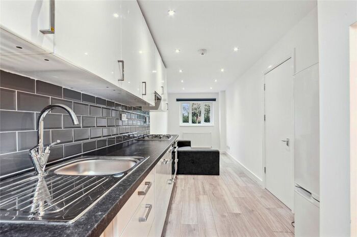 2 Bedroom Property To Rent In Parkside Crescent, London, N7