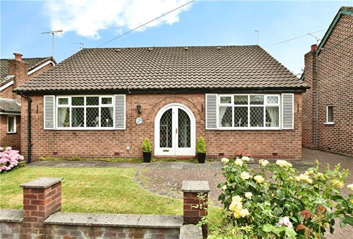 4 Bedroom Bungalow For Sale In Riversdale Road, Cheadle, Greater Manchester, SK8
