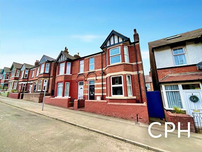 3 Bedroom Property For Sale In Tennyson Avenue, Scarborough, YO12