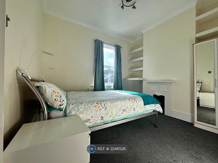 1 Bedroom Flat To Rent In Brighton, Brighton, BN1