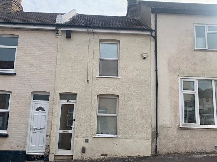 2 Bedroom Terraced House To Rent In Sturla Road, Chatham, ME4
