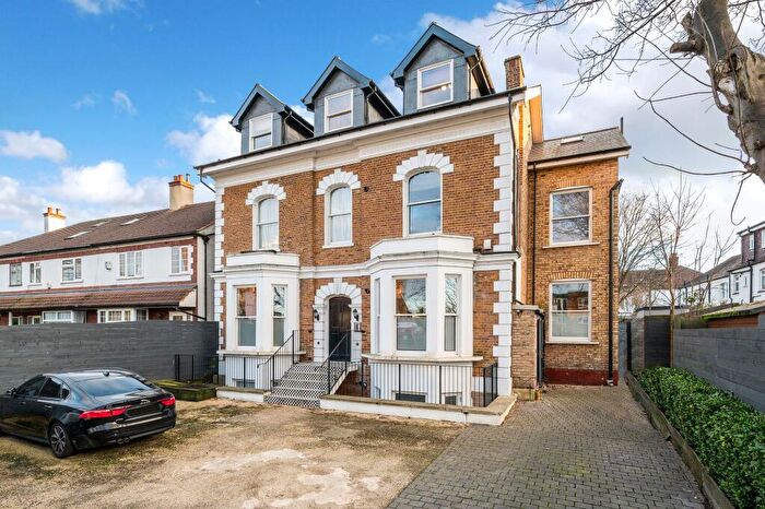 1 Bedroom Flat For Sale In Lower Addiscombe Road, Croydon, CR0