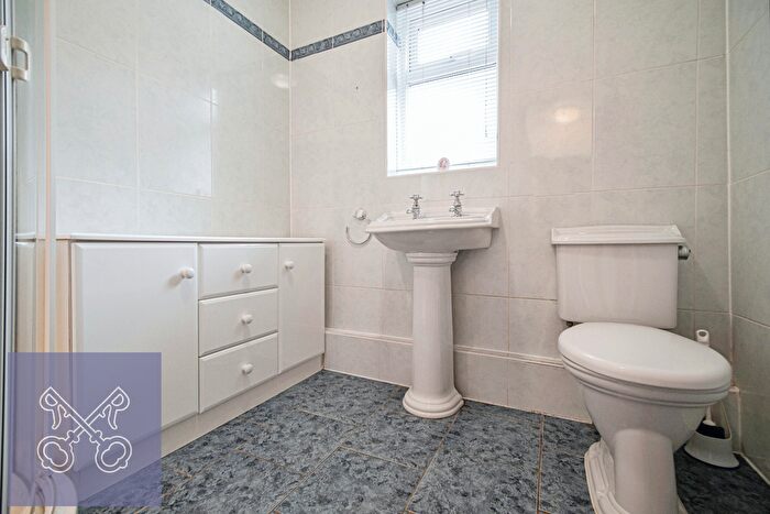 2 Bedroom Bungalow For Sale In The Orchard, Marfleet Lane, Hull, East Yorkshire, HU9