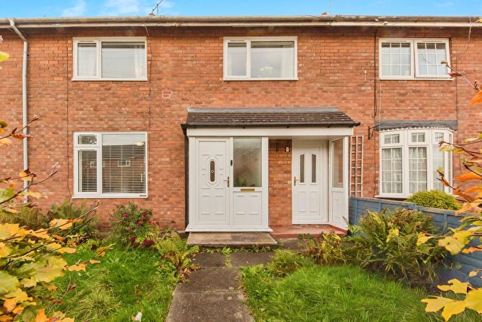3 Bedroom Terraced House For Sale In Overfields, Knutsford, Cheshire, WA16