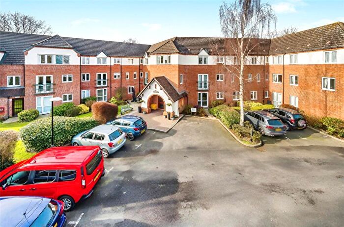 2 Bedroom Apartment For Sale In Howard Road East, Kings Heath, Birmingham, B13