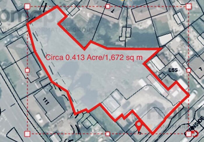 3 Bedroom Country House For Sale In Fernside Avenue, Almondbury, Huddersfield, HD5