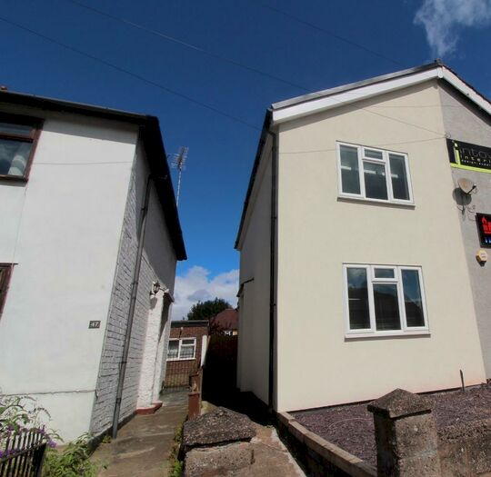 3 Bedroom Semi-Detached House To Rent In Weston Road, Stafford, Staffordshire, ST16