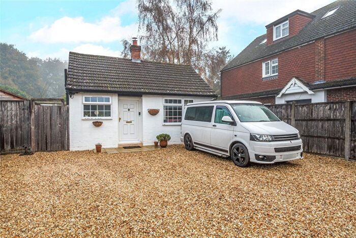 1 Bedroom Bungalow For Sale In Send, Surrey, GU23