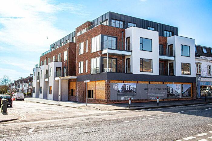 2 Bedroom Apartment For Sale In Southchurch Road, Southend-on-Sea, SS1