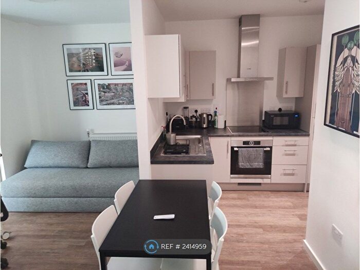 1 Bedroom Flat To Rent In Macclesfield Road, London, EC1V