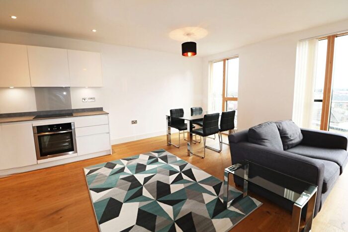 1 Bedroom Flat To Rent In Cavendish Road, Colliers Wood, London, SW19