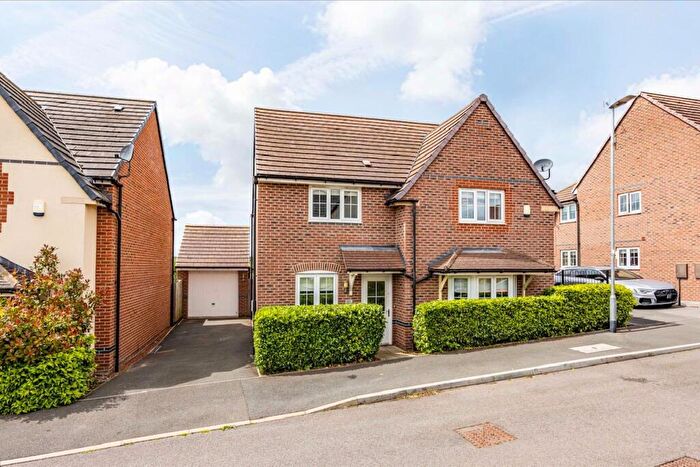 4 Bedroom Detached House For Sale In St. Michaels View, Farnsfield, NG22