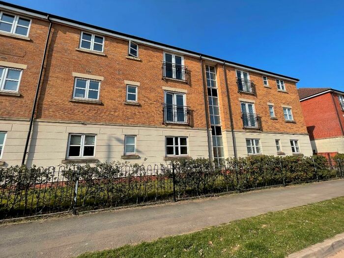 2 Bedroom Flat To Rent In Starflower Way, Mickleover, Derby, DE3