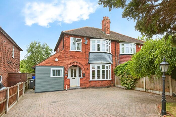3 Bedroom Semi-Detached House For Sale In Chellaston Road, Derby, DE24