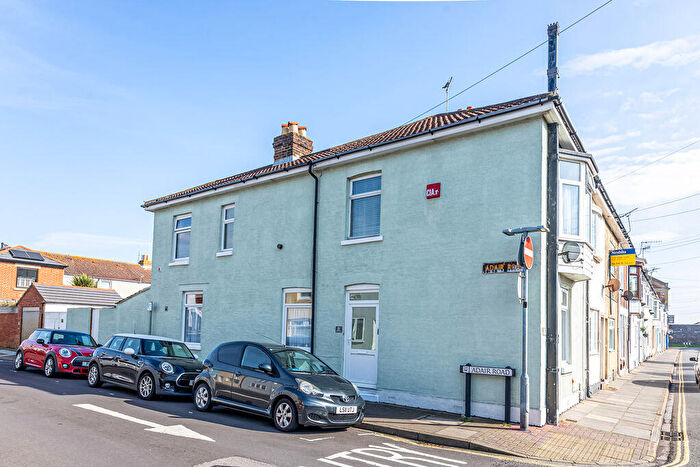 3 Bedroom End Of Terrace House For Sale In St. Georges Road, Southsea, PO4