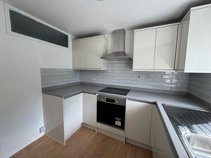 2 Bedroom Flat To Rent In Ross Close, Saffron Walden, CB11