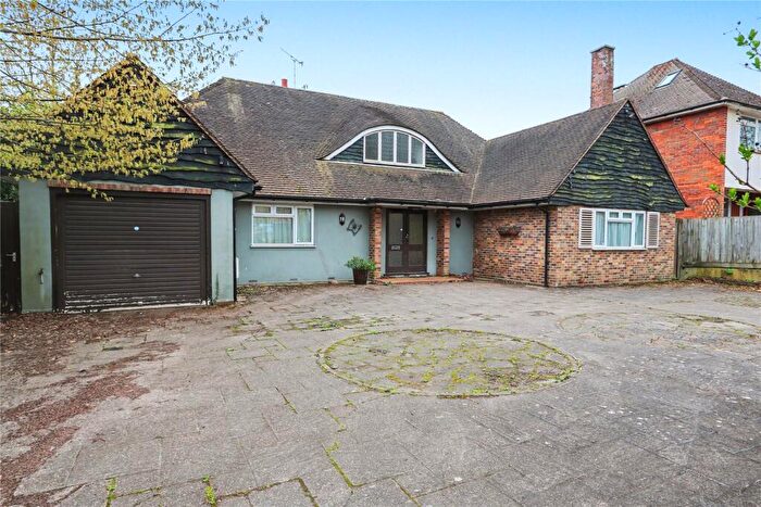 5 Bedroom Detached House For Sale In Kingsdowne Road, Surbiton, KT6