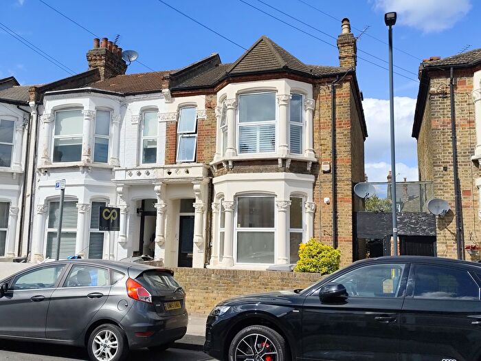 1 Bedroom Flat To Rent In Burrows Road, London, NW10
