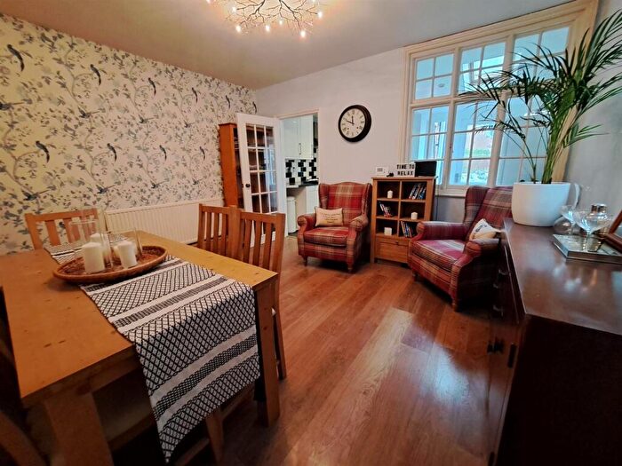 2 Bedroom Cottage For Sale In Mill Lane, Kislingbury, NN7