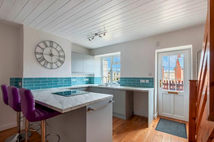 2 Bedroom Flat To Rent In Cricklade Street, Cirencester, GL7