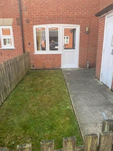 2 Bedroom Flat To Rent In Husbands Bosworth, Leicestershire, LE17