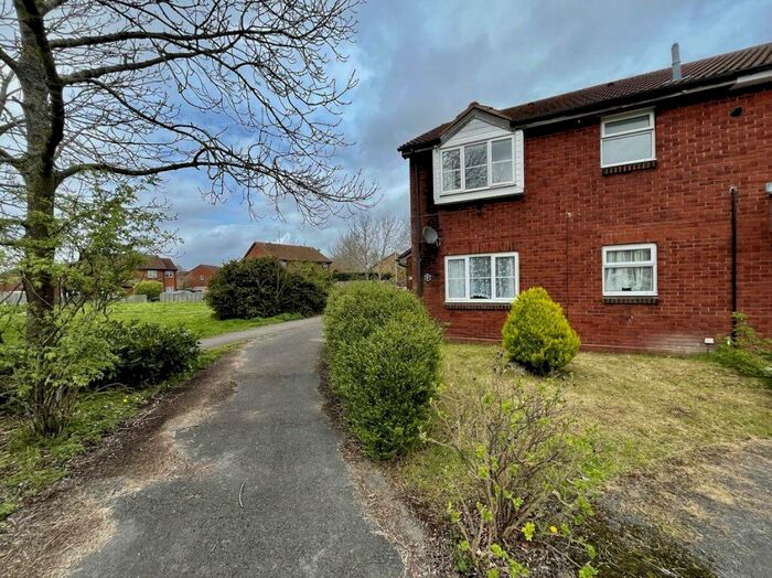 1 Bedroom Semi-Detached House To Rent In Snowdon Close, Thatcham, RG19