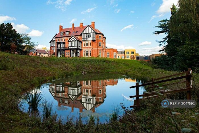 2 Bedroom Flat To Rent In Manor House, Northfield, Birmingham, B31