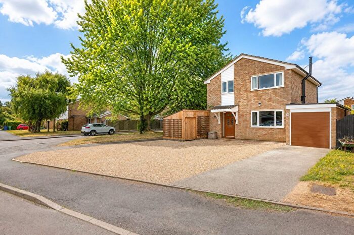 4 Bedroom Detached House For Sale In Greenfields, Earith, Huntingdon, PE28