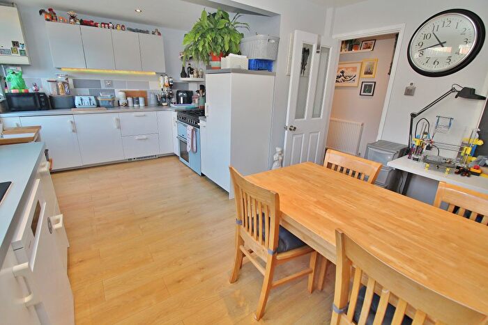 3 Bedroom Semi-Detached House For Sale In Whitsbury Road, Havant, PO9