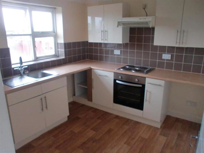 2 Bedroom Flat To Rent In Christchurch, Dorset, BH23