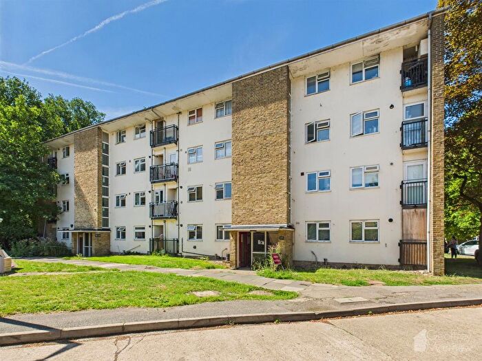1 Bedroom Flat To Rent In Ladyshot, Harlow, CM20