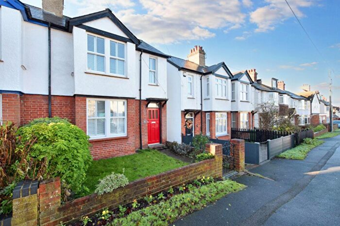 2 Bedroom Semi Detached House To Rent In Poppy Road, Princes Risborough, HP27