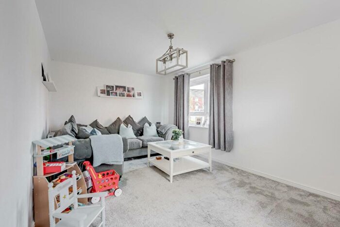 4 Bedroom Detached House For Sale In Thomas Hill Grove, Swinton, Rotherham, S64