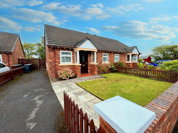 2 Bedroom Semi-Detached Bungalow For Sale In Lady Anne Close, Scarisbrick, L40