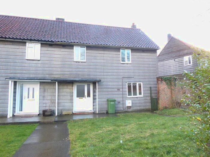 3 Bedroom Semi-Detached House To Rent In Greenhowsyke Lane, Northallerton, DL6