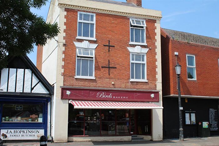 1 Bedroom Flat To Rent In Market Place, Bingham, NG13