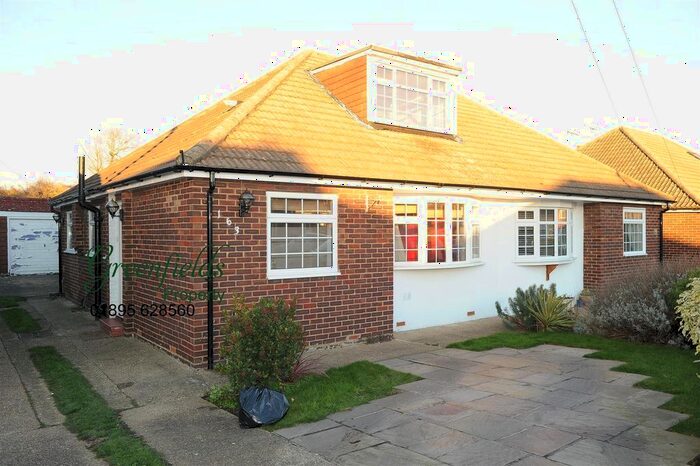 4 Bedroom Semi-Detached Bungalow To Rent In Bedfont Close, Feltham, TW14