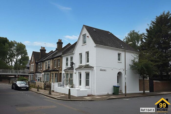 4 Bedroom End Terrace House For Sale In Farmdale Road, East Greenwich, London, SE10