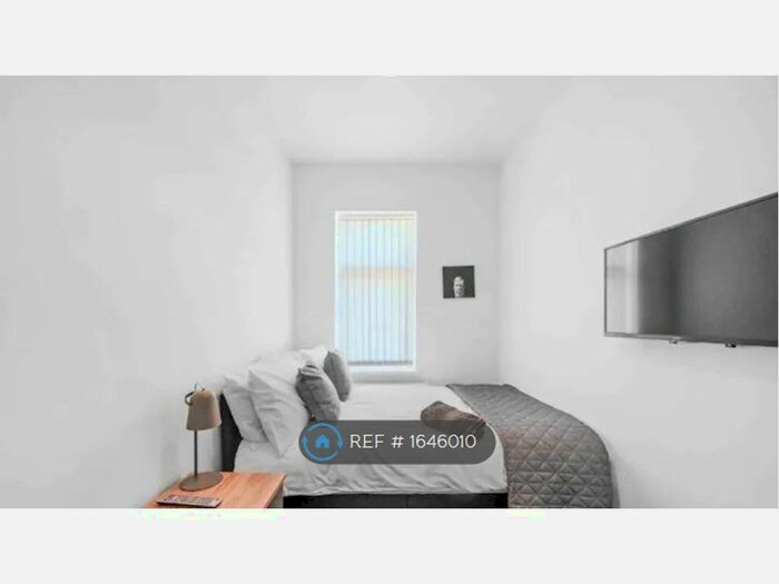 4 Bedroom Terraced House To Rent In Butler Street, Stoke-On-Trent, ST4