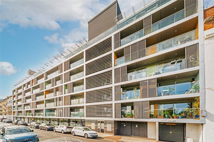 2 Bedroom Flat For Sale In Candy Wharf, Copperfield Road, Bow, London, E3