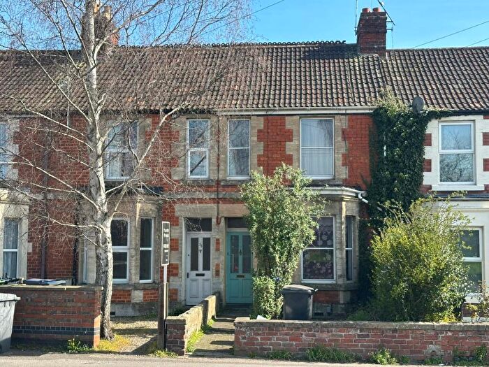 2 Bedroom Terraced House For Sale In Bradley Road, Trowbridge, BA14