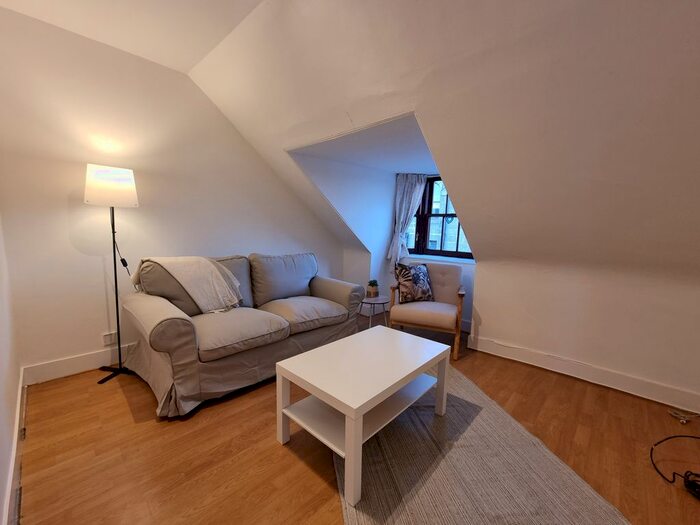 2 Bedroom Flat To Rent In St Mary's Place, City Centre, Aberdeen, AB11